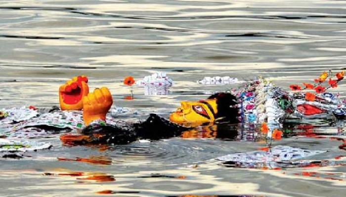 ঢাকার ৩৩ পয়েন্টে প্রতিমা বিসর্জন, নিরাপত্তায় ১৬ হাজারের বেশি পুলিশ