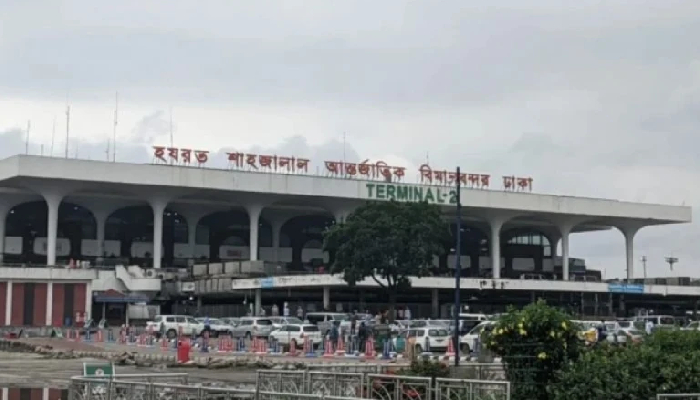 বিমানবন্দরে লাগেজ হ্যান্ডলিং সরাসরি সম্প্রচারের দাবিতে আইনি নোটিশ