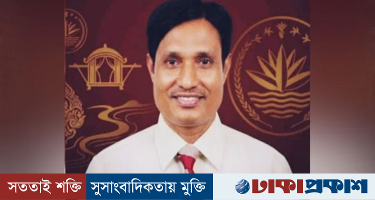 প্রধানমন্ত্রীকে জড়িয়ে ধরতে চাওয়া রাজশাহীর বিভাগীয় কমিশনারকে বদলি