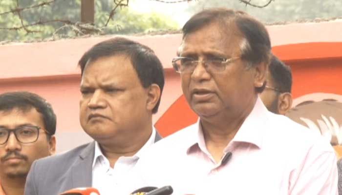 ফুটপাতে পুনরায় দোকানপাট গড়ে তোলা হলে কঠোর আইনি ব্যবস্থা: ডিএসসিসি প্রশাসক