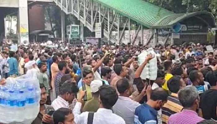 অটোরিকশা ধর্মঘটে রাজধানীতে ভোগান্তি