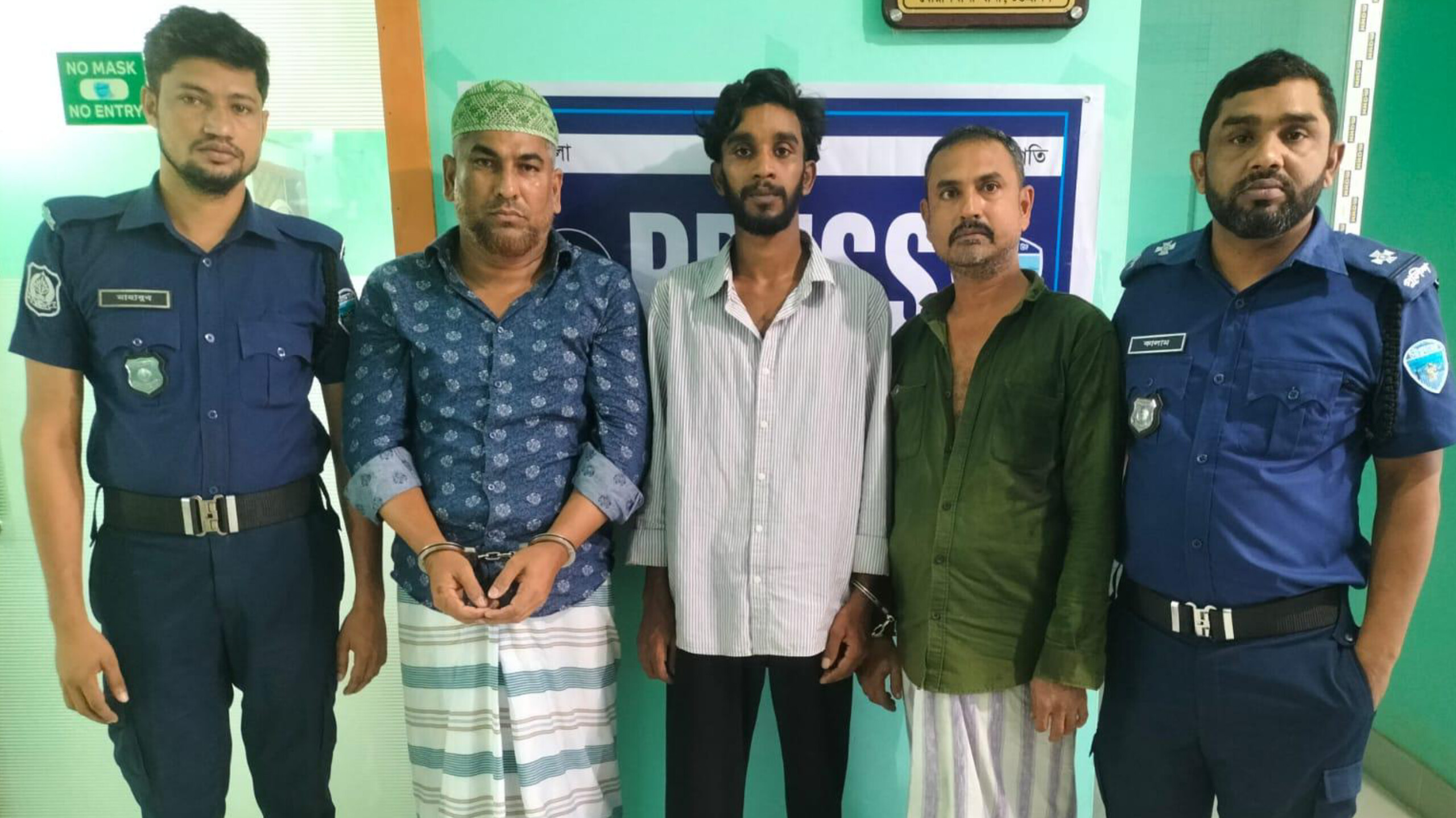 বোয়ালখালীতে সন্ত্রাস বিরোধী মামলায় ৩জন গ্রেপ্তার