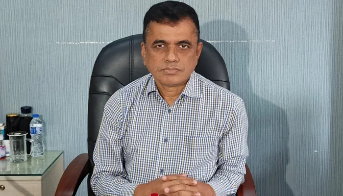 অতিরিক্ত ডিআইজির বাসায় মাদকের আসর, অংশ নিতেন যারা