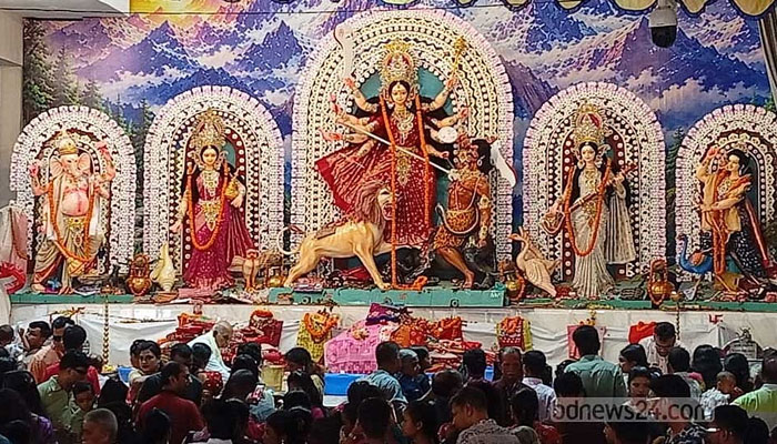 আজ বিজয়া দশমী