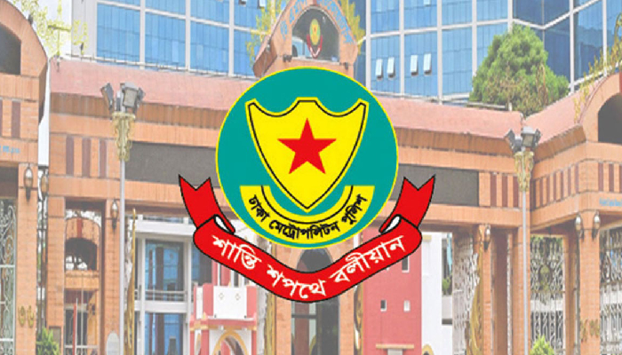 উদ্ধার ১১৭ মোবাইলের মালিকদের খুঁজছে ডিএমপি