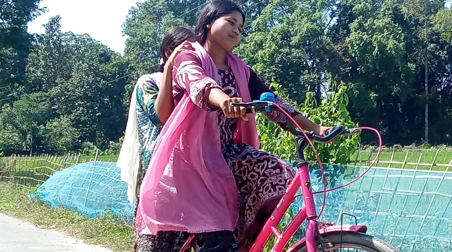 ফটিকছড়িতে শিক্ষায় এগিয়ে যাচ্ছেন আধিবাসীর তরুণীরা
