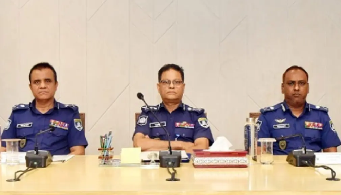 চ্যালেঞ্জ মোকাবিলা করে পুলিশকে দায়িত্ব পালন করতে হবে: আইজিপি