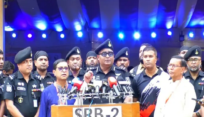 দুর্গাপূজায় গুজব ছড়ালেই ব্যবস্থা, ২৪ ঘণ্টা এসআরবির সাইবার নজরদারি