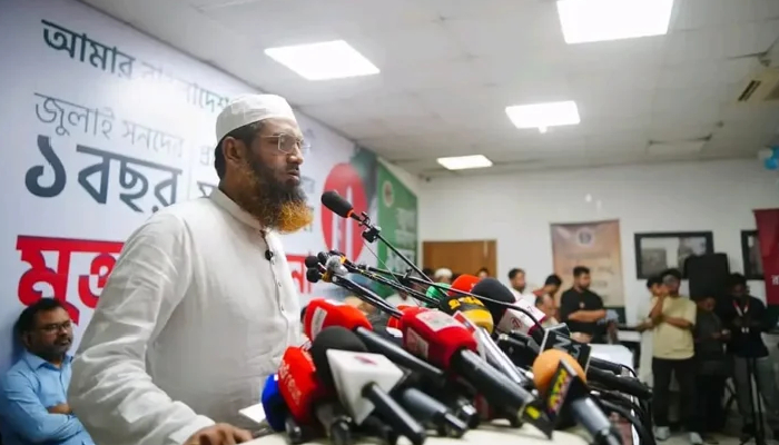 জুলাই সনদ নিয়ে আপস নয়, সংবিধান পুনর্লিখনের হুঁশিয়ারি মামুনুল হকের