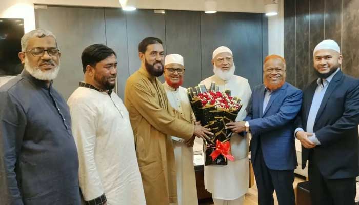 তুরস্ক সফর শেষে ঢাকা পৌঁছেছে বিরোধীদলীয় নেতা