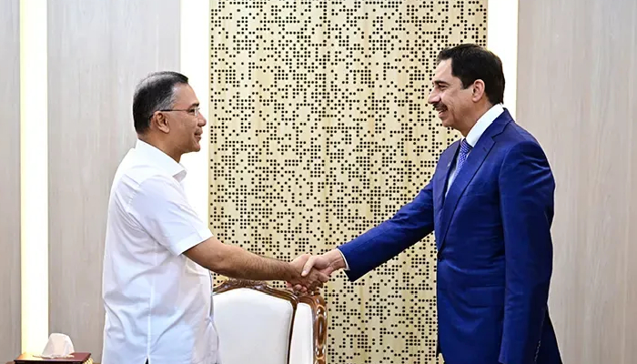 প্রধানমন্ত্রীর সাথে ডিপি ওয়ার্ল্ডের চেয়ারম্যানের সাক্ষাৎ