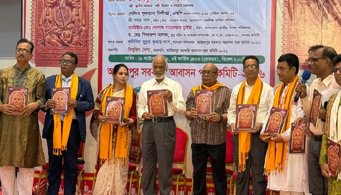 দুর্গাপূজার শিক্ষা হোক সত্য প্রতিষ্ঠা ও অন্যায় দূর করার প্রেরণা: এলজিআরডি মন্ত্রী