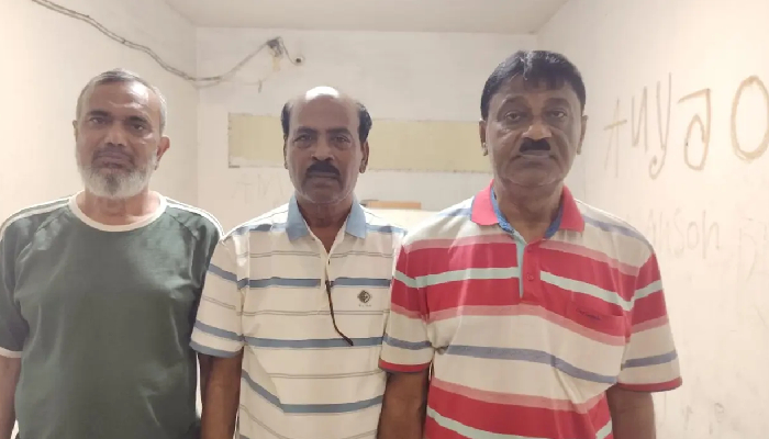 মোহাম্মদপুরে আওয়ামী লীগের তিন নেতা গ্রেপ্তার