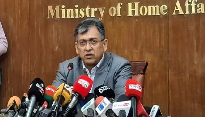 রোহিঙ্গা ক্যাম্পসংলগ্ন পাহাড়ে দুই সেনা ক্যাম্প: স্বরাষ্ট্রমন্ত্রী